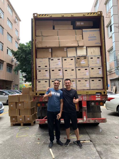 Ultime notizie aziendali su Intuizioni di esperti sui ricambi per auto premium: attenzione alla qualità e all'innovazione