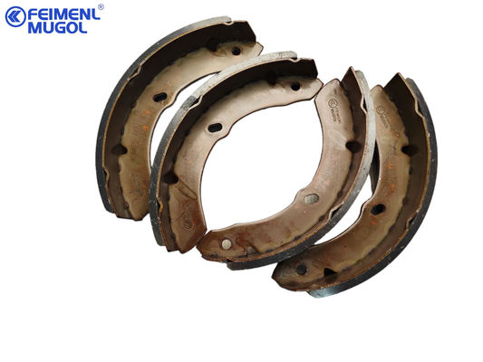 5-47110059 5471100590 Ricambi per autoveicoli Scarpe di freno per camion ISUZU NKR 100P