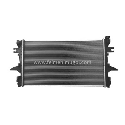 Radiatore di alluminio per auto Isuzu 8973286670 600P 4JB1 4JB1T NPR 4BE1 4BD1 Parti del motore