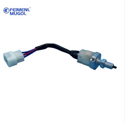 Buon prezzo GP2-13480-AA OEM-Grade Brake Lamp Switch per modelli Yusheng, Yuhu e Baodian, costruito con componenti interni di alta qualità per garantire un funzionamento regolare e una forte resistenza all'usura. in linea
