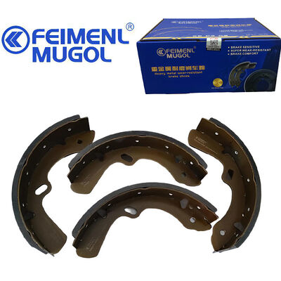 Buon prezzo Calzatura di frenata di livello professionale K0402M per JMC Kairui Light Trucks, che offre una risposta di frenata fluida, stabile ed efficiente. in linea